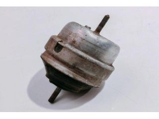 bontott AUDI A4 B5 Motor Tartó Bak (Pozíciófüggetlen)