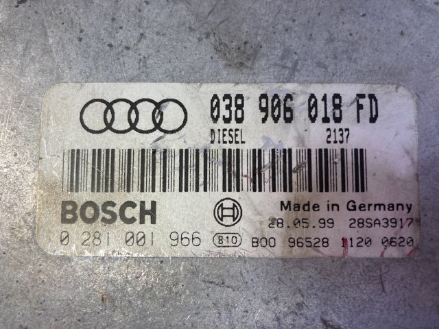 bontott AUDI A4 B5 Motorvezérlő