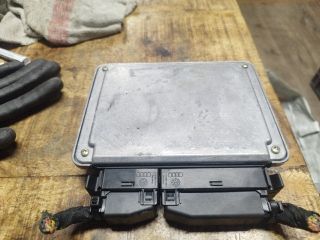 bontott AUDI A4 B5 Motorvezérlő