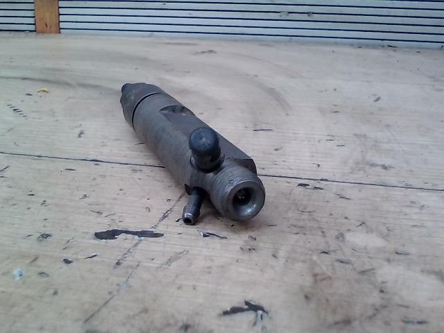 bontott AUDI A4 B5 Porlasztó (1 db)