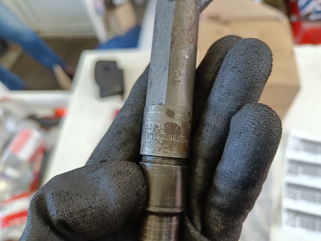 bontott AUDI A4 B5 Porlasztó (1 db)