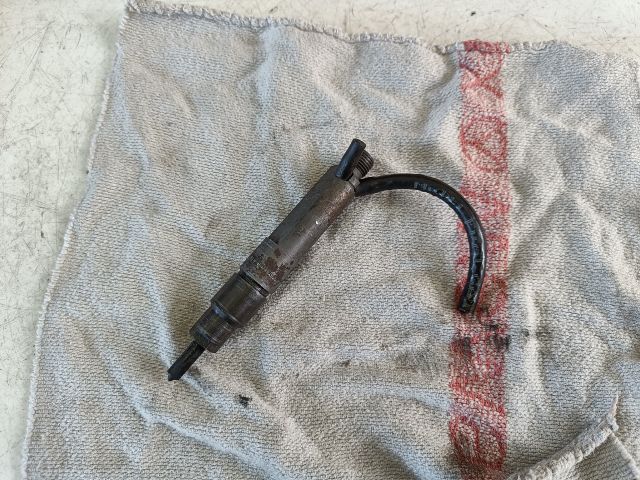 bontott AUDI A4 B5 Porlasztó (1 db)