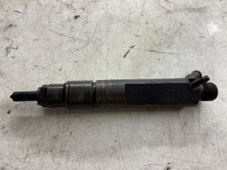 bontott AUDI A4 B5 Porlasztó (1 db)