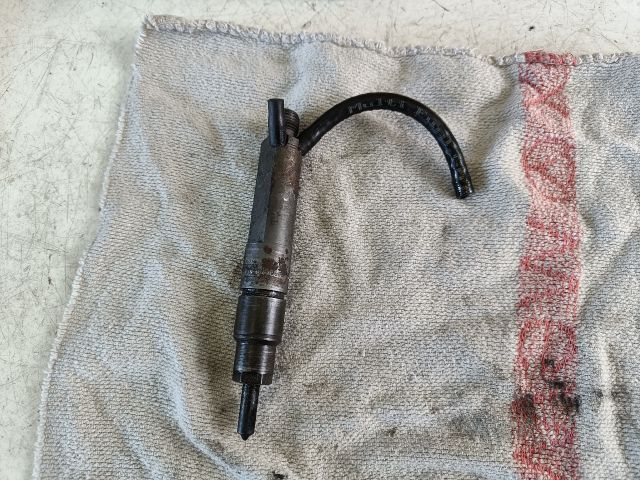 bontott AUDI A4 B5 Porlasztó (1 db)