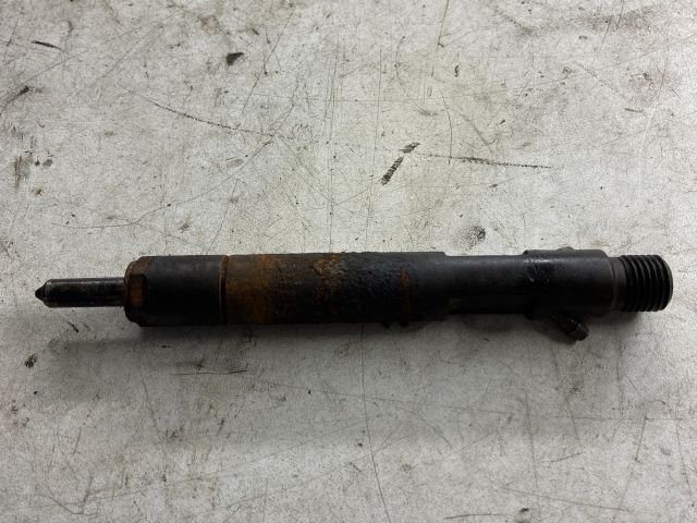 bontott AUDI A4 B5 Porlasztó (1 db)