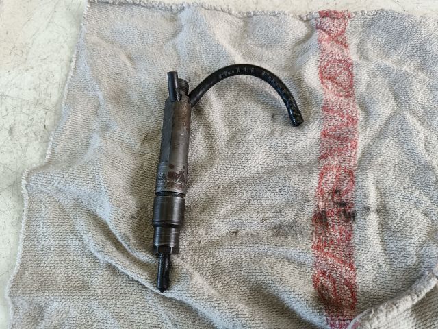 bontott AUDI A4 B5 Porlasztó (1 db)