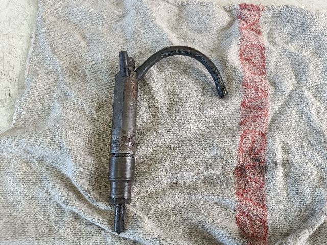 bontott AUDI A4 B5 Porlasztó (1 db)