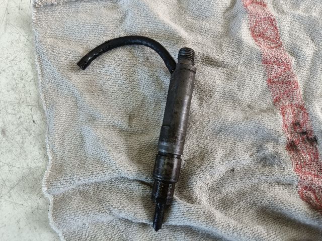 bontott AUDI A4 B5 Porlasztó (1 db)