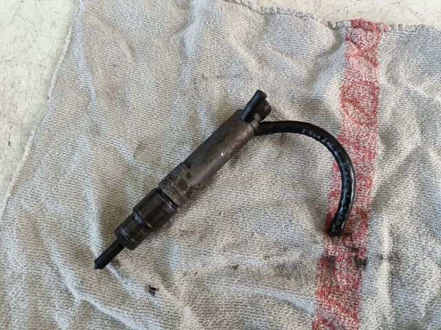 bontott AUDI A4 B5 Porlasztó (1 db)