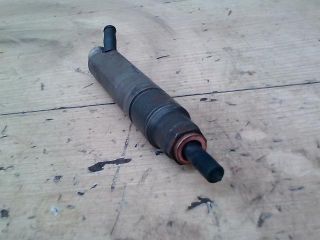 bontott AUDI A4 B5 Porlasztó (1 db)