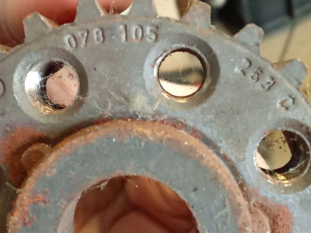 bontott AUDI A4 B5 Vezérműkerék