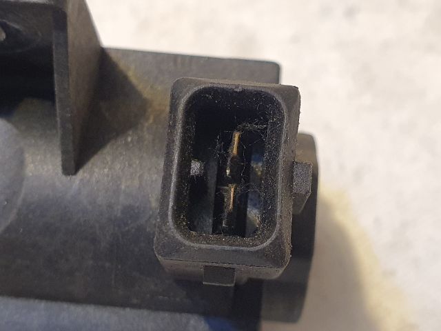 bontott AUDI A4 B5 Turbó Vákum Szelep