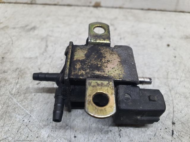 bontott AUDI A4 B5 Turbó Vákum Szelep