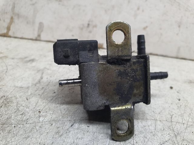 bontott AUDI A4 B5 Turbó Vákum Szelep