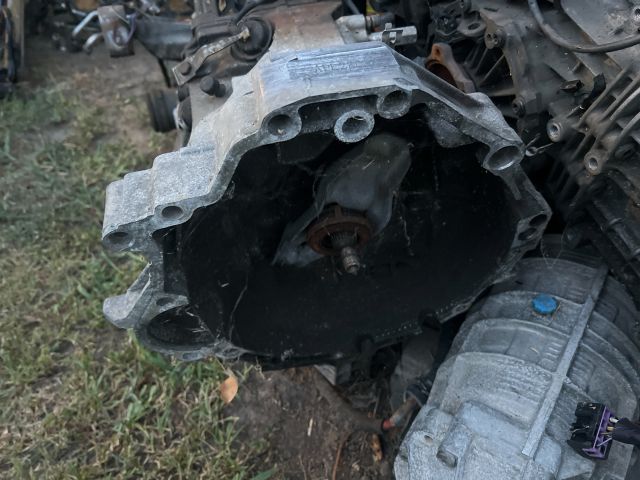 bontott AUDI A4 B5 Váltó (Mechanikus)