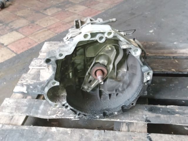 bontott AUDI A4 B5 Váltó (Mechanikus)