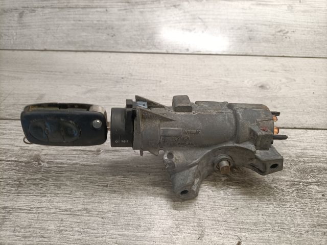 bontott AUDI A4 B5 Gyújtáskapcsoló