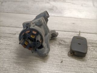 bontott AUDI A4 B5 Gyújtáskapcsoló