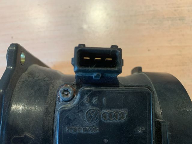 bontott AUDI A4 B5 Légtömegmérő