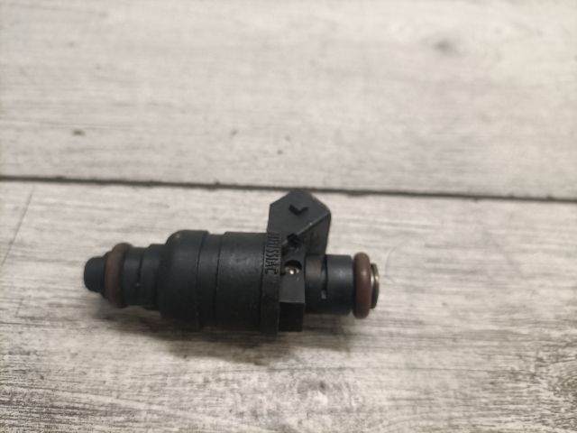 bontott AUDI A4 B5 Porlasztó (1 db)