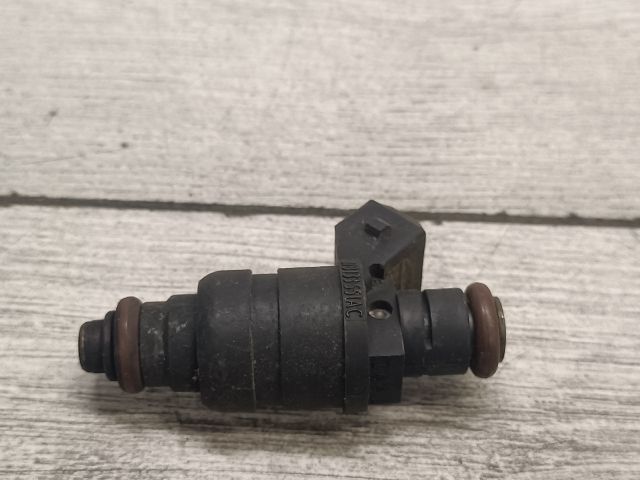 bontott AUDI A4 B5 Porlasztó (1 db)