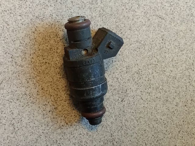 bontott AUDI A4 B5 Porlasztó (1 db)