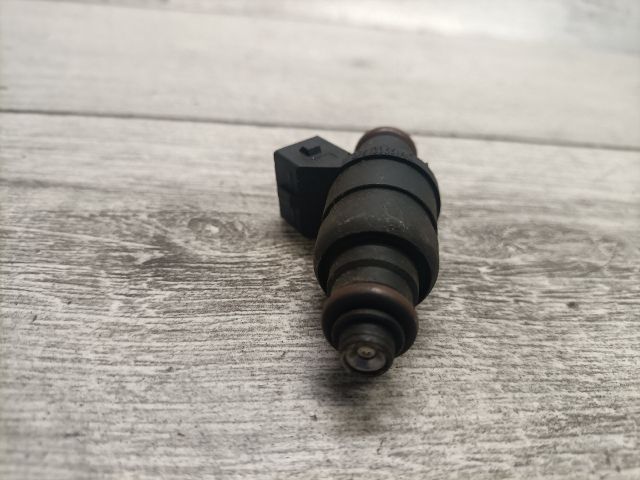 bontott AUDI A4 B5 Porlasztó (1 db)