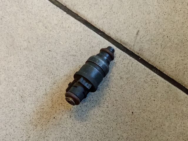 bontott AUDI A4 B5 Porlasztó (1 db)