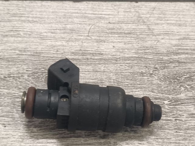 bontott AUDI A4 B5 Porlasztó (1 db)