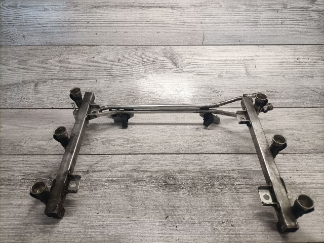 bontott AUDI A4 B5 Porlasztó Sor / Híd