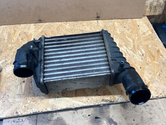 bontott AUDI A4 B5 Intercooler