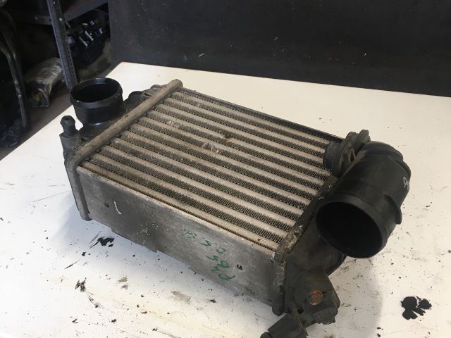 bontott AUDI A4 B5 Intercooler