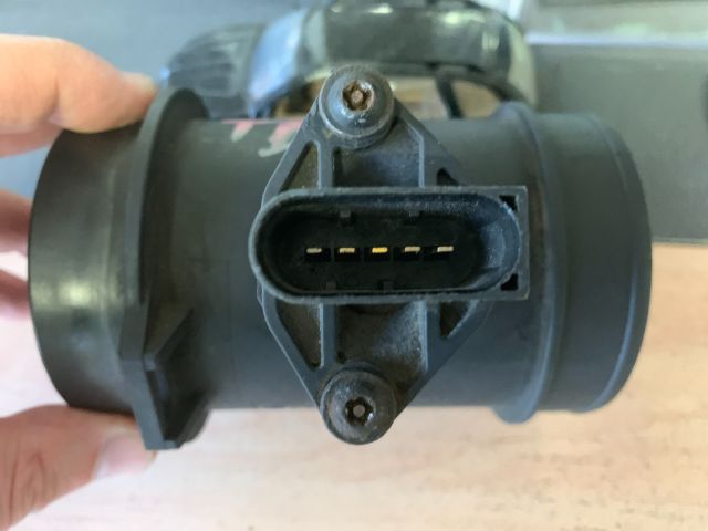 bontott AUDI A4 B5 Légtömegmérő