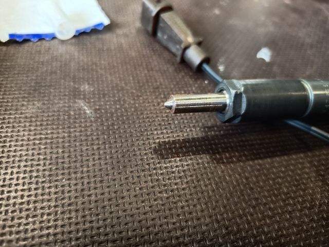 bontott AUDI A4 B5 Porlasztó (1 db)