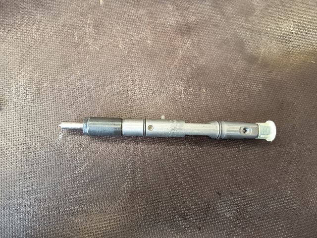 bontott AUDI A4 B5 Porlasztó (1 db)