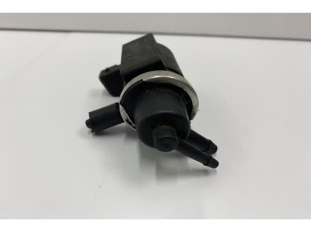 bontott AUDI A4 B5 Lefújószelep