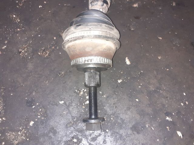 bontott AUDI A4 B5 Jobb Féltengely