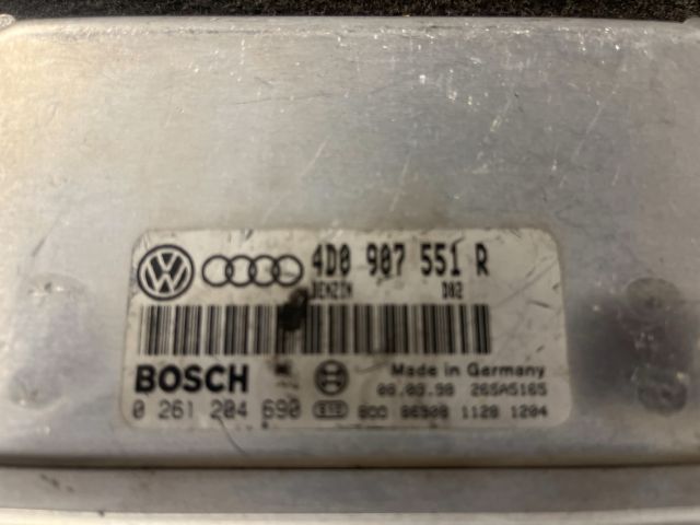 bontott AUDI A4 B5 Motorvezérlő