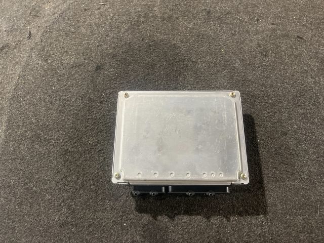 bontott AUDI A4 B5 Motorvezérlő