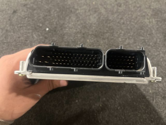 bontott AUDI A4 B5 Motorvezérlő