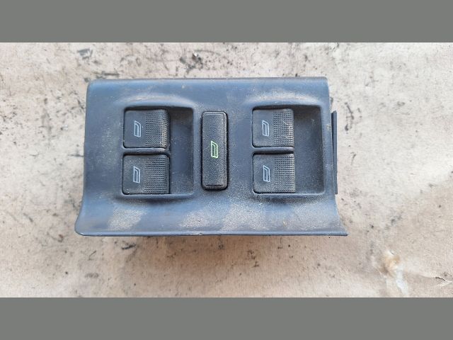 bontott AUDI A4 B5 Ablakemelő Kapcsoló Négyes / Kettes