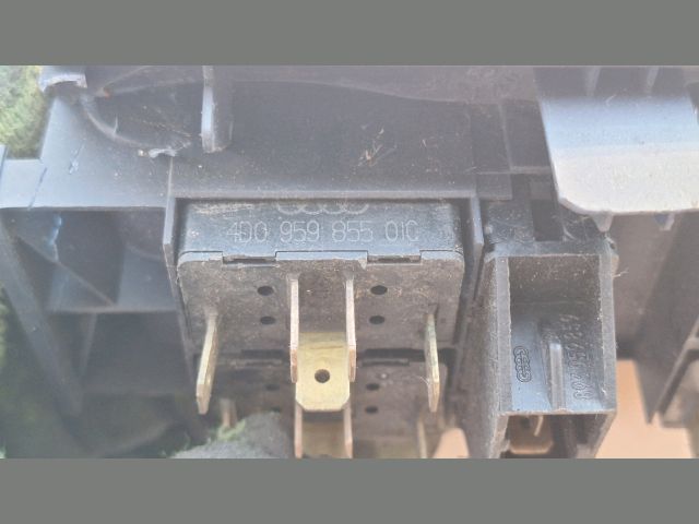 bontott AUDI A4 B5 Ablakemelő Kapcsoló Négyes / Kettes