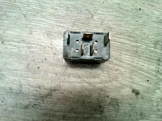 bontott AUDI A4 B5 Ablakemelő Kapcsoló (Pozíciófüggetlen)