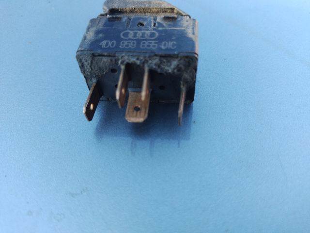 bontott AUDI A4 B5 Ablakemelő Kapcsoló (Pozíciófüggetlen)