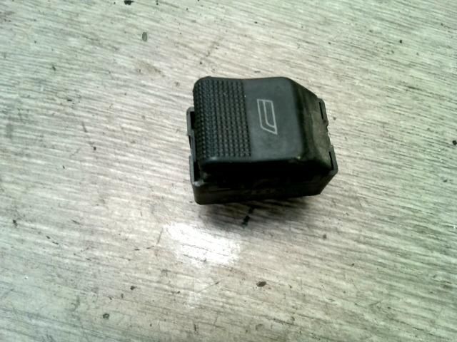 bontott AUDI A4 B5 Ablakemelő Kapcsoló (Pozíciófüggetlen)