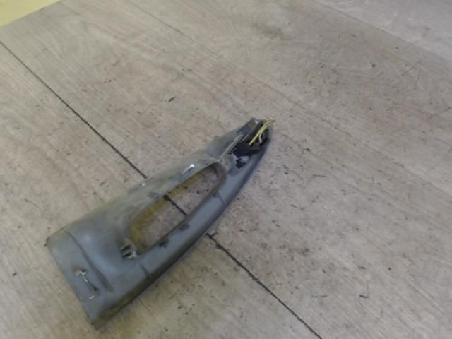 bontott AUDI A4 B5 Ablakemelő Kapcsoló (Pozíciófüggetlen)