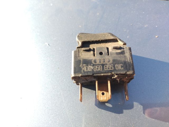 bontott AUDI A4 B5 Ablakemelő Kapcsoló (Pozíciófüggetlen)