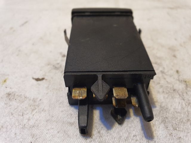 bontott AUDI A4 B5 Ablakfűtés Kapcsoló