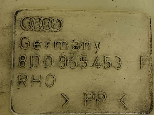 bontott AUDI A4 B5 Ablakmosó Tartály