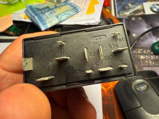 bontott AUDI A4 B5 Ablaktörlő Relé